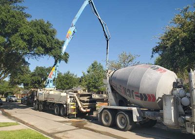 Concrete Truck Refilling Pump Truck